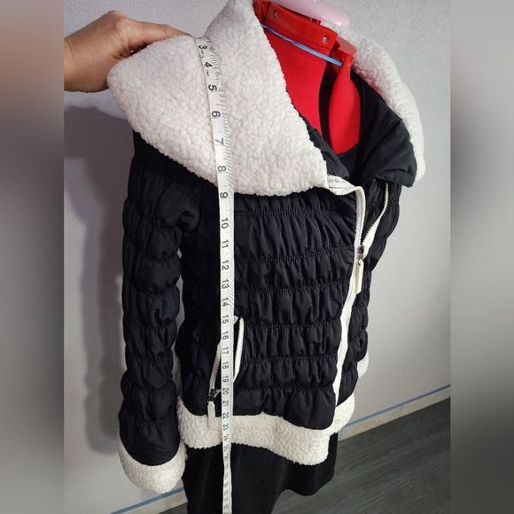 Calvin Klein Performance Coat - Picture 2 of 7